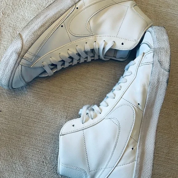 Nike Blazer ‘77 Vintage Mid Triple White - Picture 5 of 11